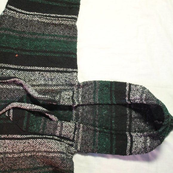 green white and black poncho hoodie - Picture 7 of 8